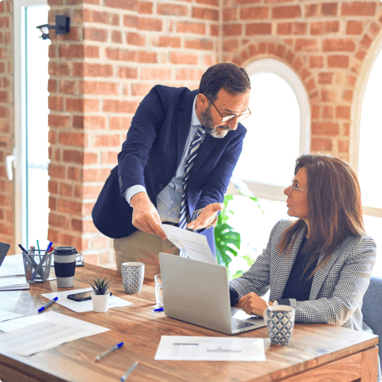 Command Luxerix - Team of Cryptocurrency Experts